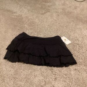 Body Glove smoothies size small black swim skirt